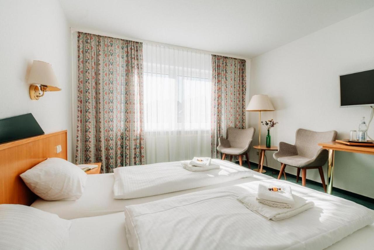 Hotel Zur Radau Бад-Гарцбург Экстерьер фото